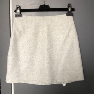 Aritzia Wilfred Essonne skirt